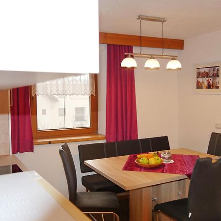 Apartamento Haus Dilitz-Theiner - Bachbluete Nauders Exterior foto
